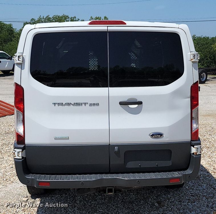 image for item DC6227 2016 Ford Transit  van