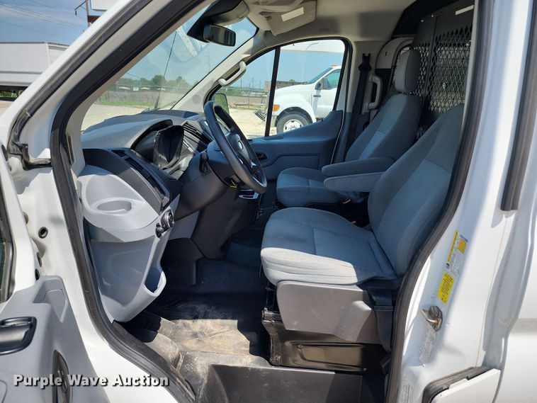 image for item DC6227 2016 Ford Transit  van