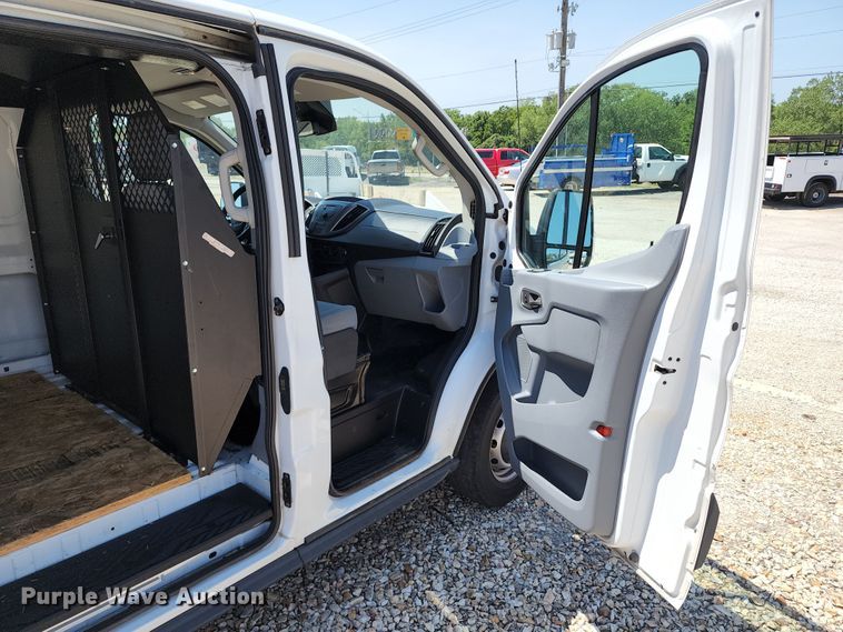 image for item DC6227 2016 Ford Transit  van