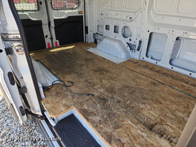 image for item DC6227 2016 Ford Transit  van