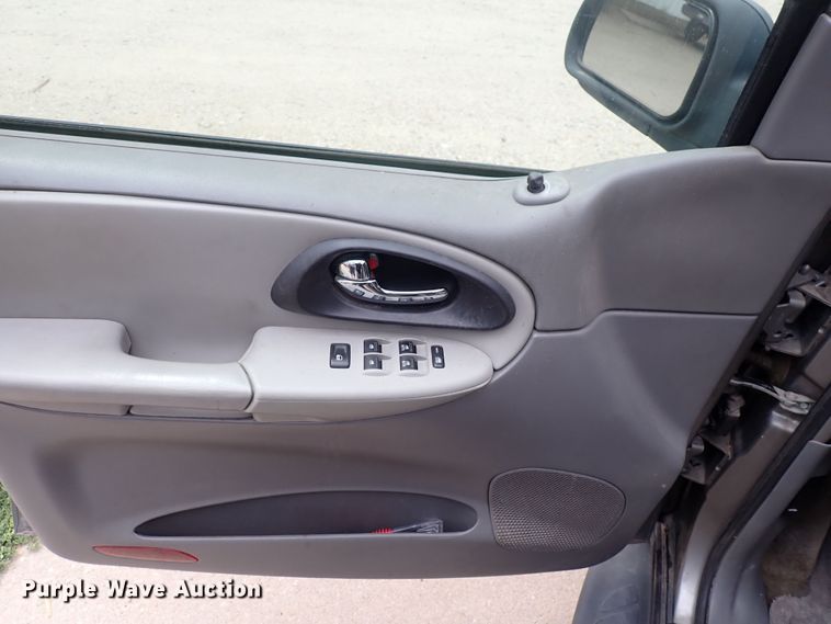 image for item DF5009 2006 Chevrolet Trail Blazer  SUV