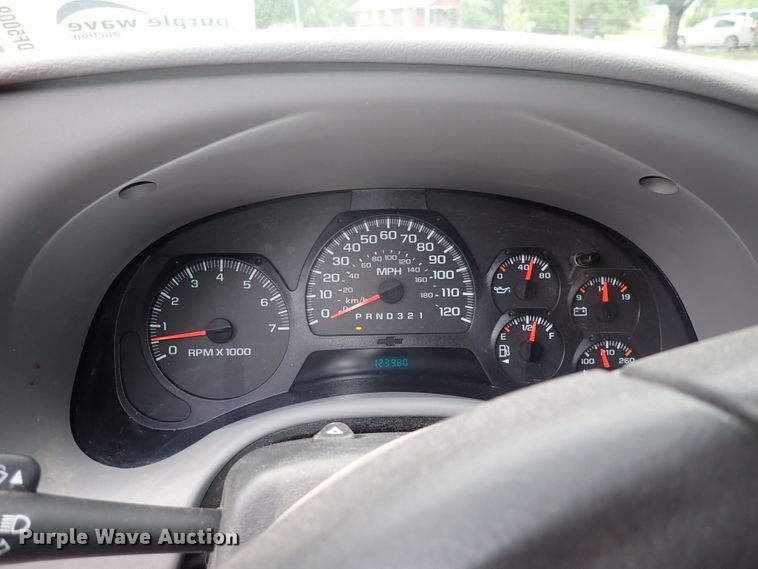 image for item DF5009 2006 Chevrolet Trail Blazer  SUV