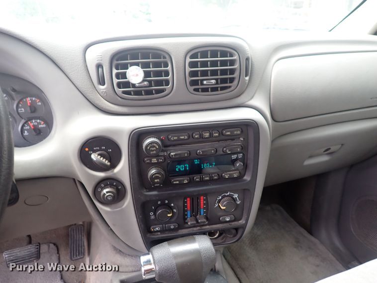 image for item DF5009 2006 Chevrolet Trail Blazer  SUV