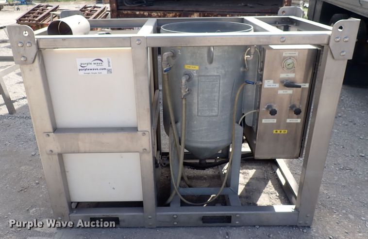 image for item DF5017 EcoQuip EQ600  abrasive blaster