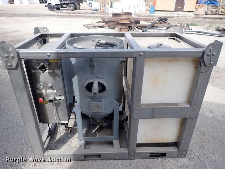 image for item DF5017 EcoQuip EQ600  abrasive blaster