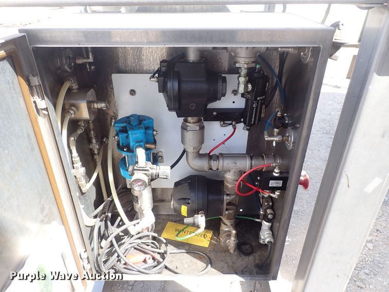 image for item DF5017 EcoQuip EQ600  abrasive blaster