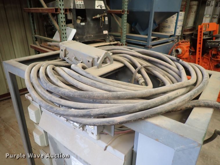 image for item DF5025 Cutler-Hammer  distribution transformer