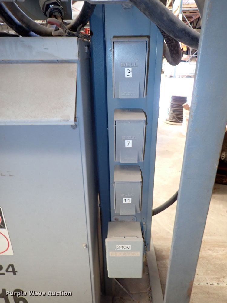 image for item DF5025 Cutler-Hammer  distribution transformer