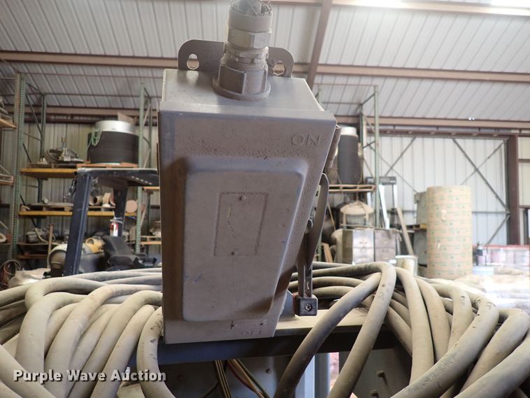 image for item DF5025 Cutler-Hammer  distribution transformer