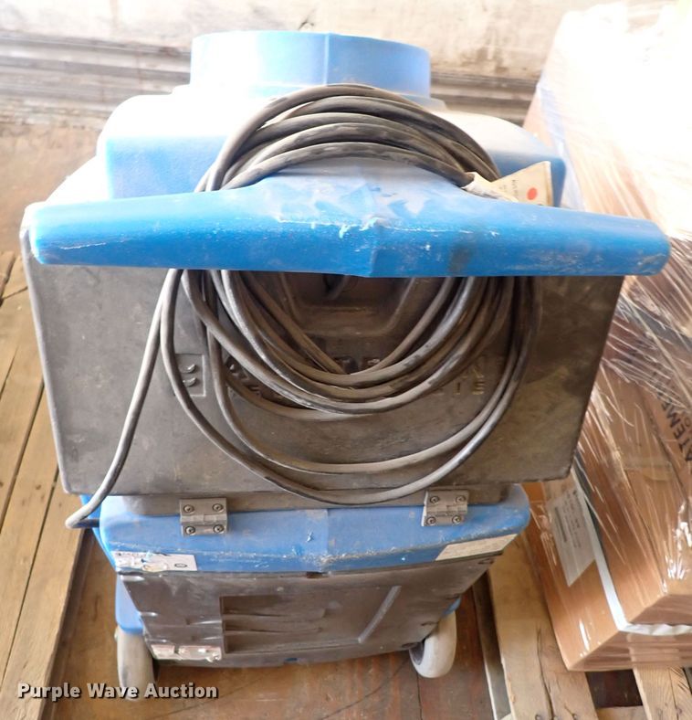 image for item DF5029 Bulldog  abatement air filtration system