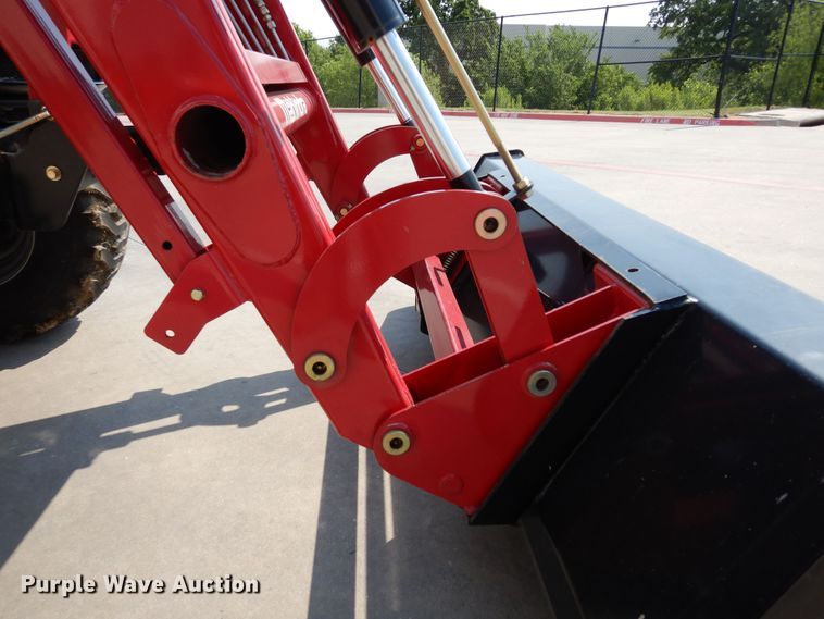 image for item DH8500 2021 Mahindra 2655 HST  MFWD tractor