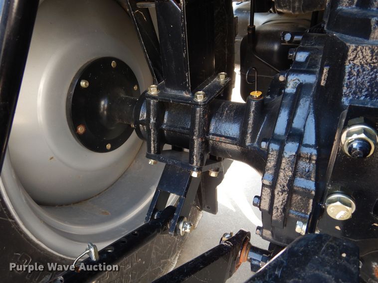 image for item DH8500 2021 Mahindra 2655 HST  MFWD tractor