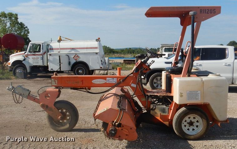 image for item DJ3846 Broce 8HC  broom