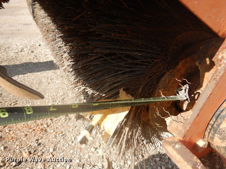 image for item DJ3846 Broce 8HC  broom