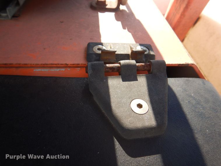 image for item DJ3846 Broce 8HC  broom