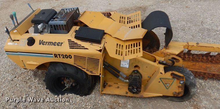 image for item DJ3850 2005 Vermeer RT200  trencher