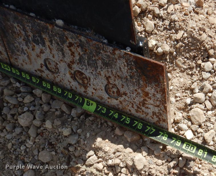 image for item DJ3855 Caterpillar  skid steer dozer blade