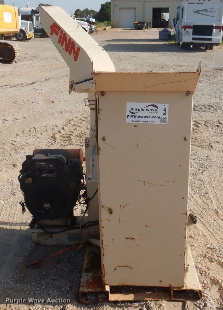 image for item DJ3857 Finn B40  straw blower