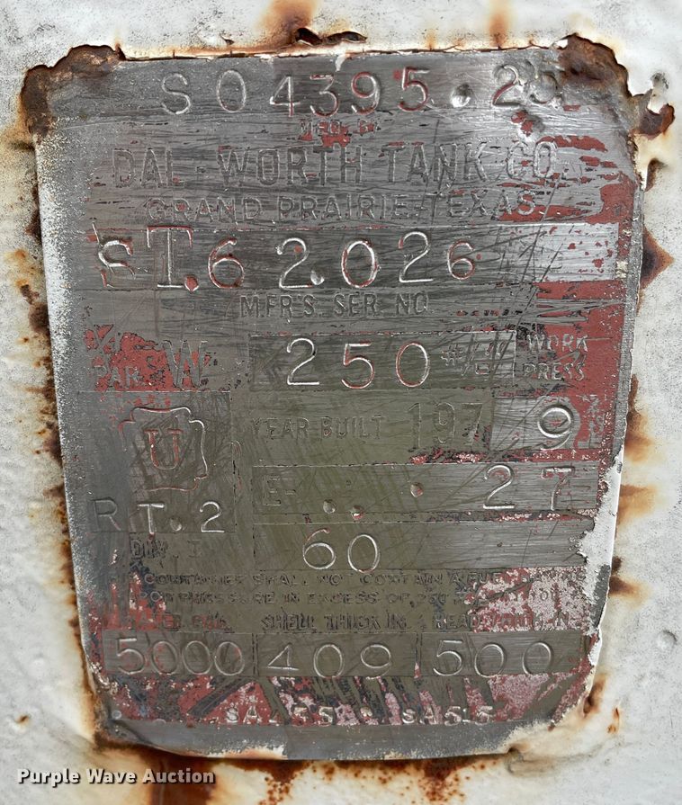 image for item DJ5217 1979 Dal-Worth  propane tank