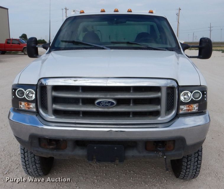 image for item DJ7669 1999 Ford F450 Super Duty XLT  utility / service truck