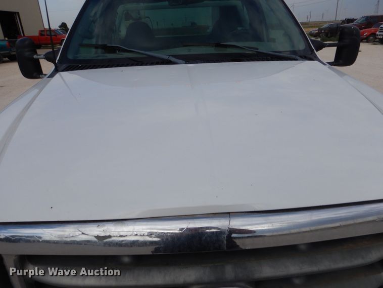 image for item DJ7669 1999 Ford F450 Super Duty XLT  utility / service truck