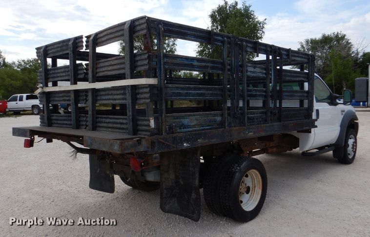 image for item DJ7670 2005 Ford F450 Super Duty XL  flatbed truck