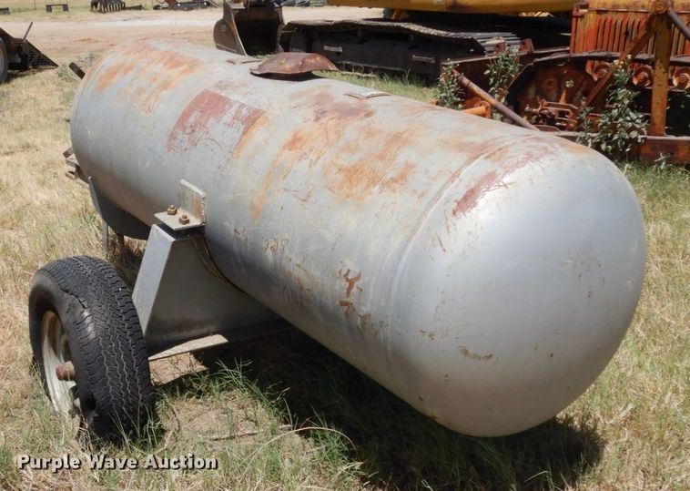 image for item DK0374 1955 North Texas Tank Co.  tank trailer