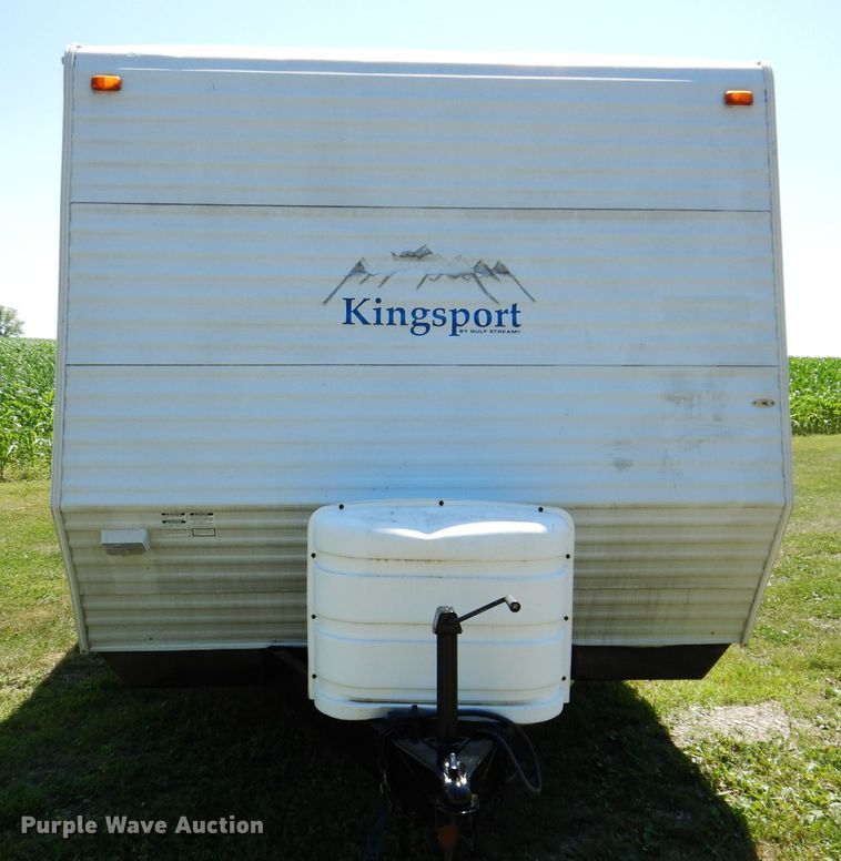 image for item DK2019 2004 Gulf Stream Kingsport  camper