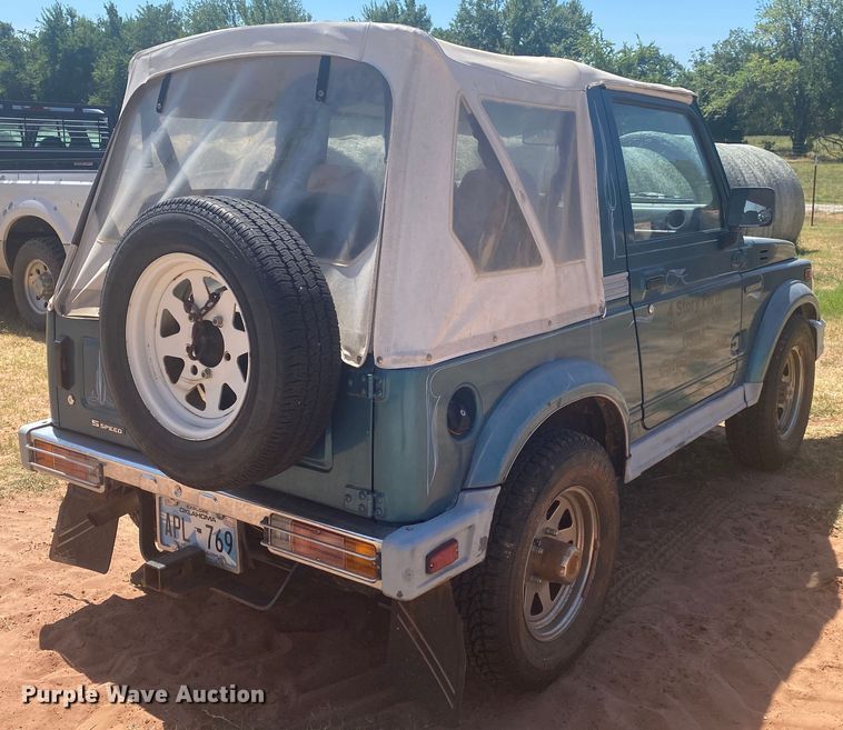 image for item DK6281 1988 Suzuki Samurai  SUV