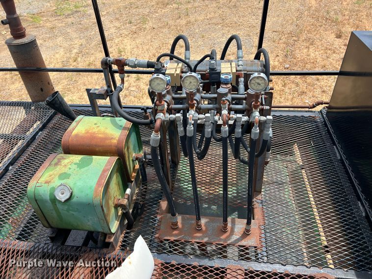 image for item DK6338 1985 John Deere 9940  spinach harvester