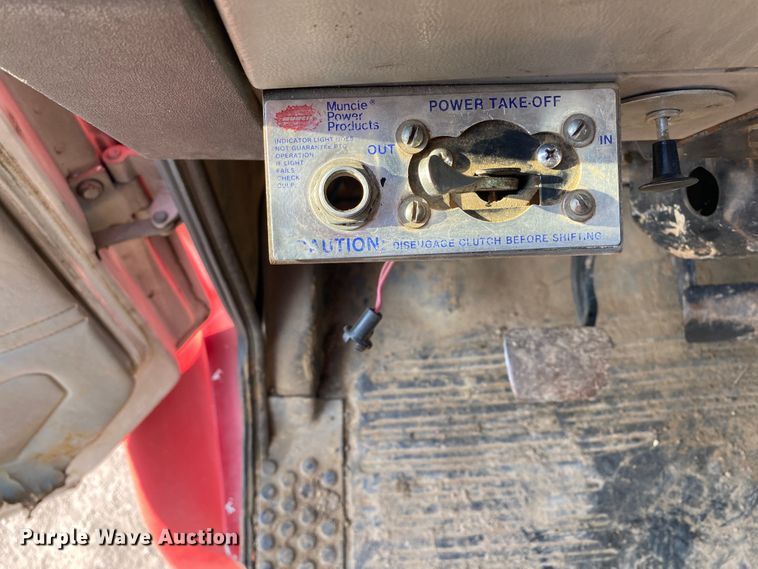 image for item DK6351 1995 Freightliner FL70  fuel truck