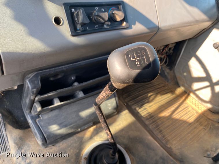 image for item DK6351 1995 Freightliner FL70  fuel truck