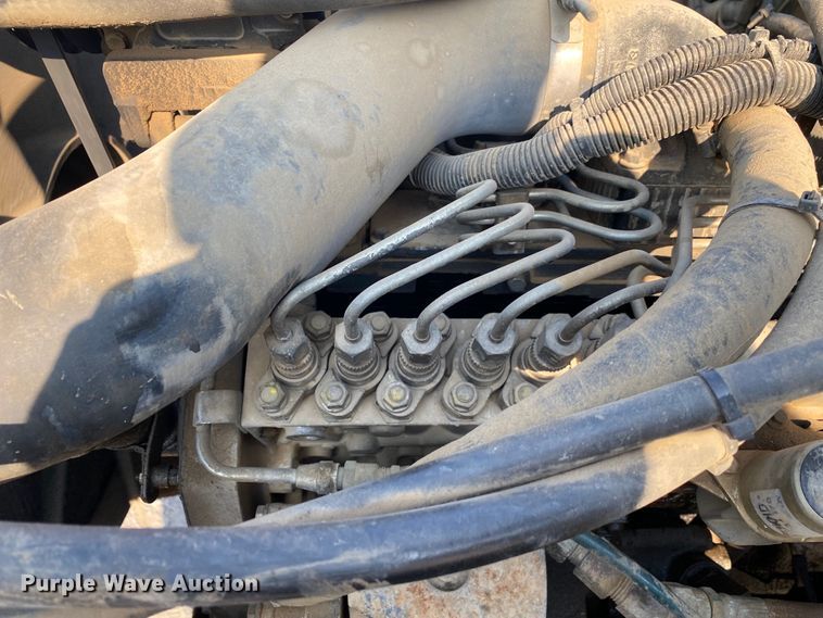 image for item DK6351 1995 Freightliner FL70  fuel truck