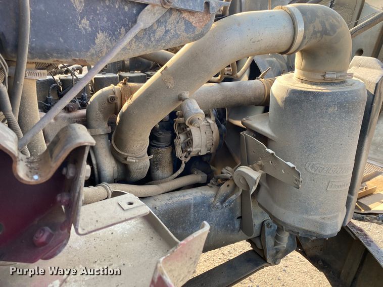 image for item DK6351 1995 Freightliner FL70  fuel truck