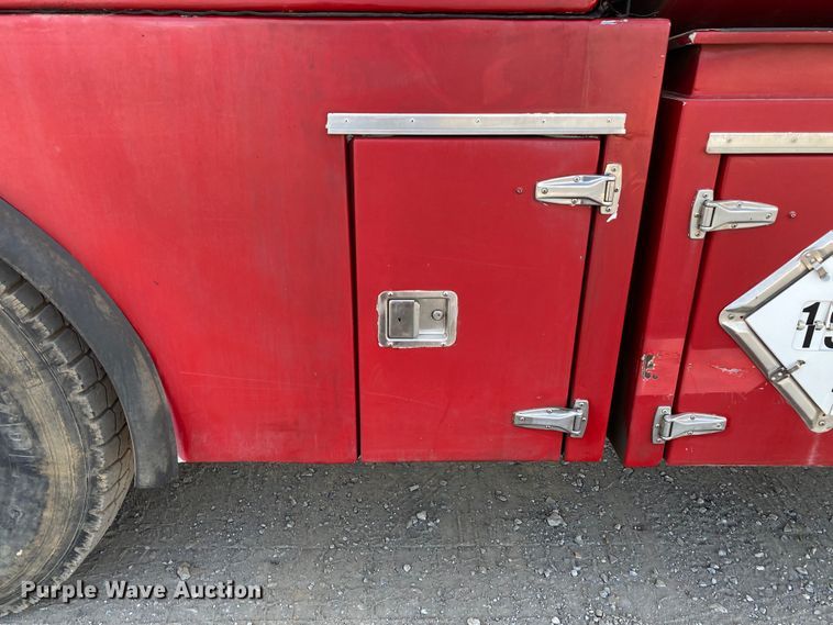 image for item DK6351 1995 Freightliner FL70  fuel truck