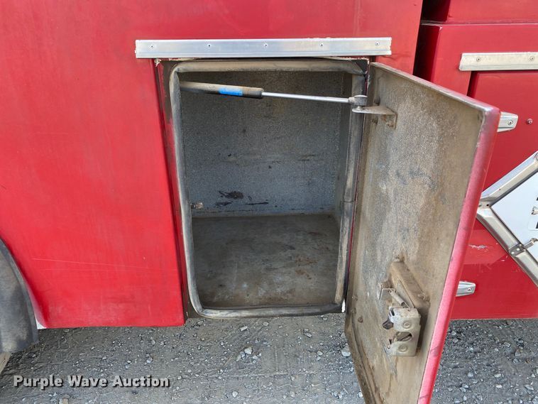 image for item DK6351 1995 Freightliner FL70  fuel truck