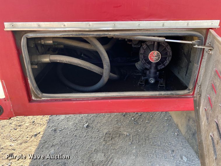 image for item DK6351 1995 Freightliner FL70  fuel truck