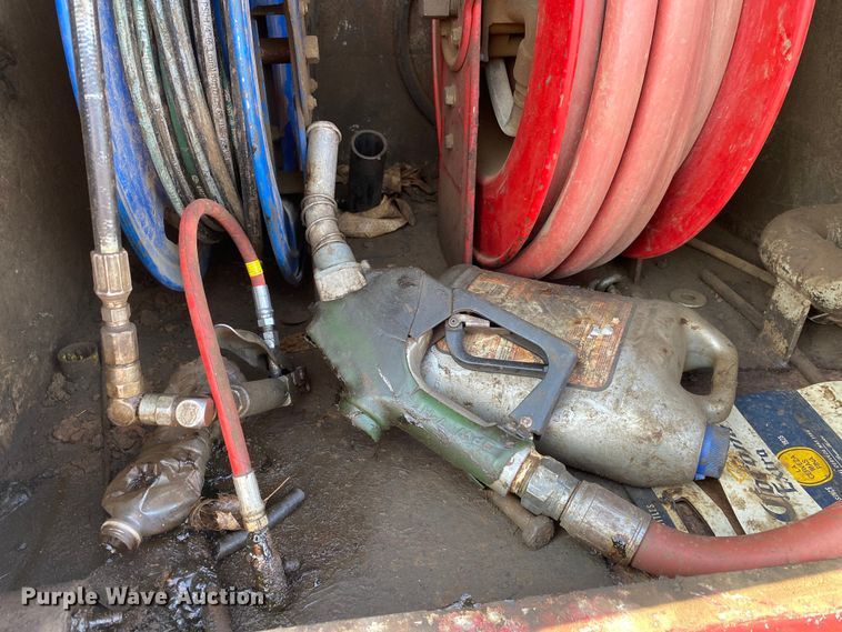 image for item DK6351 1995 Freightliner FL70  fuel truck