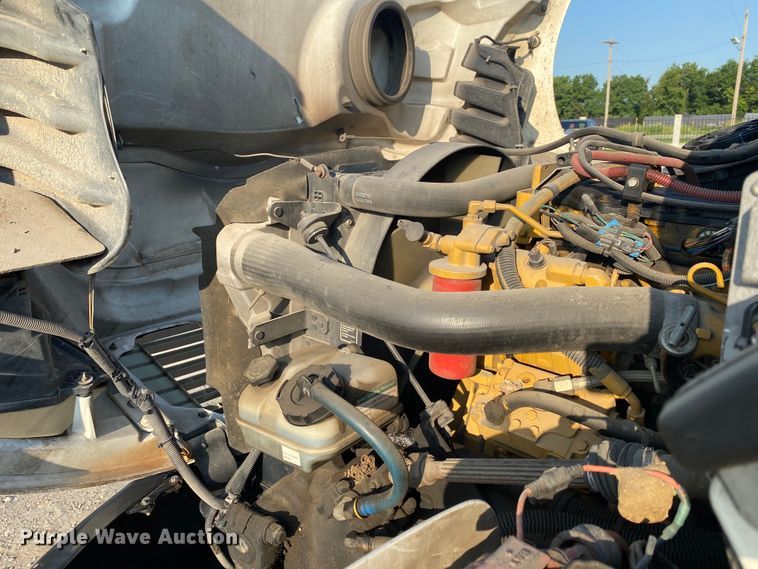 image for item DK6352 2006 Freightliner Business Class M2  flatbed truck