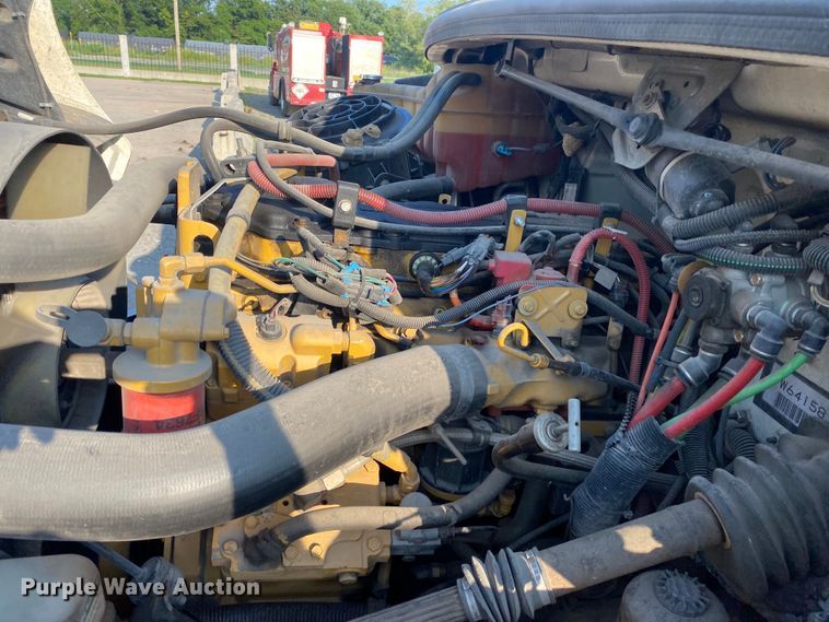 image for item DK6352 2006 Freightliner Business Class M2  flatbed truck