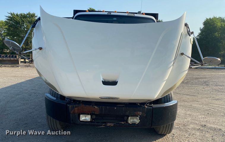 image for item DK6352 2006 Freightliner Business Class M2  flatbed truck