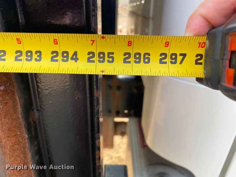 image for item DK6352 2006 Freightliner Business Class M2  flatbed truck