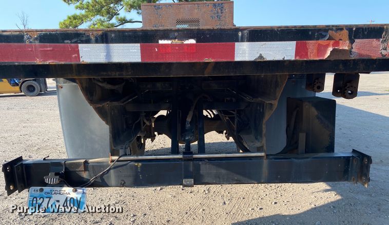 image for item DK6352 2006 Freightliner Business Class M2  flatbed truck