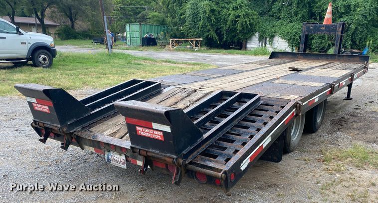 image for item DK6364 2011 Interstate Trailers G20DT  equipment trailer