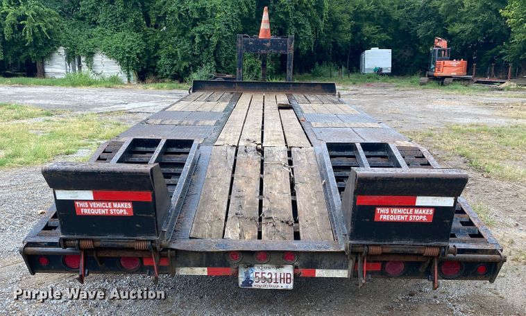 image for item DK6364 2011 Interstate Trailers G20DT  equipment trailer