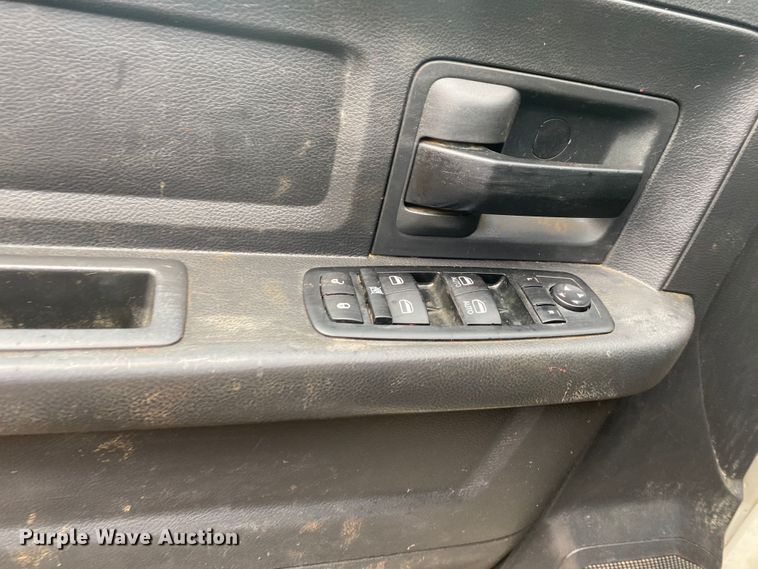 image for item DK6365 2012 Dodge Ram 4500HD  flatbed truck