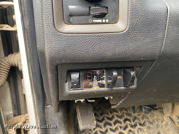 image for item DK6365 2012 Dodge Ram 4500HD  flatbed truck