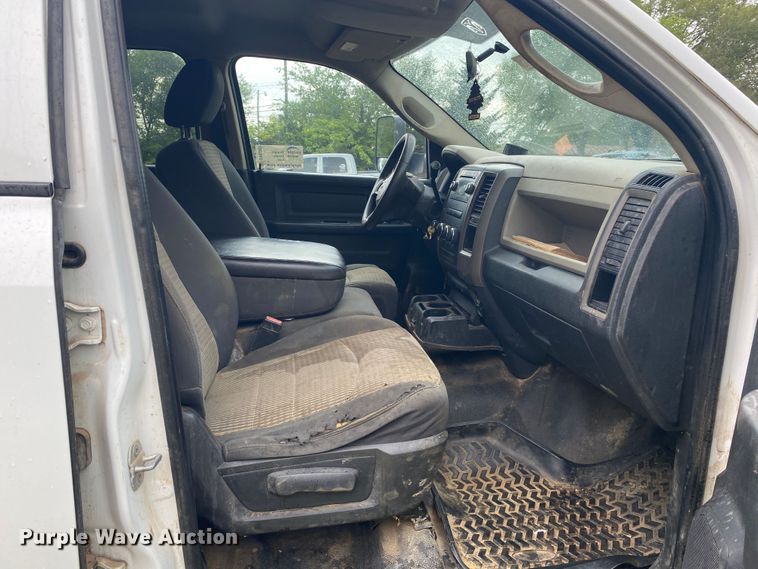 image for item DK6365 2012 Dodge Ram 4500HD  flatbed truck