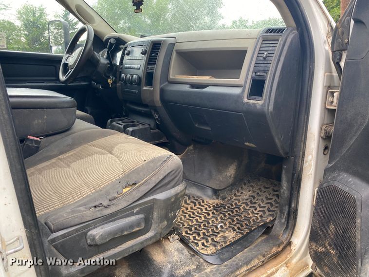 image for item DK6365 2012 Dodge Ram 4500HD  flatbed truck