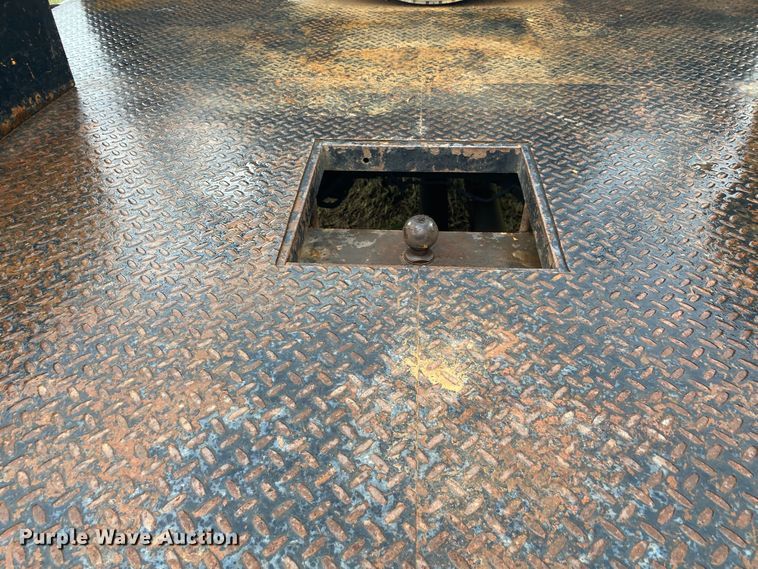 image for item DK6365 2012 Dodge Ram 4500HD  flatbed truck